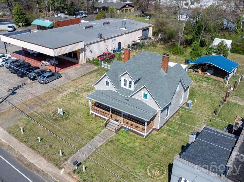 1810 1st Avenue, Hickory, NC 28602.  MLS# CAR4239696, YatesRealty ID 4080. 