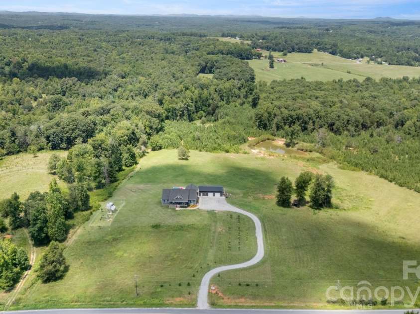 1055 Cedar Grove Road, Clover, SC 29710.  MLS# CAR4406188, YatesRealty ID 40801. 