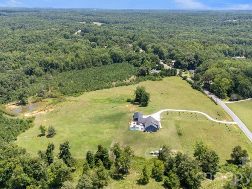 1055 Cedar Grove Road, Clover, SC 29710.  MLS# CAR4406188, YatesRealty ID 40801. 
