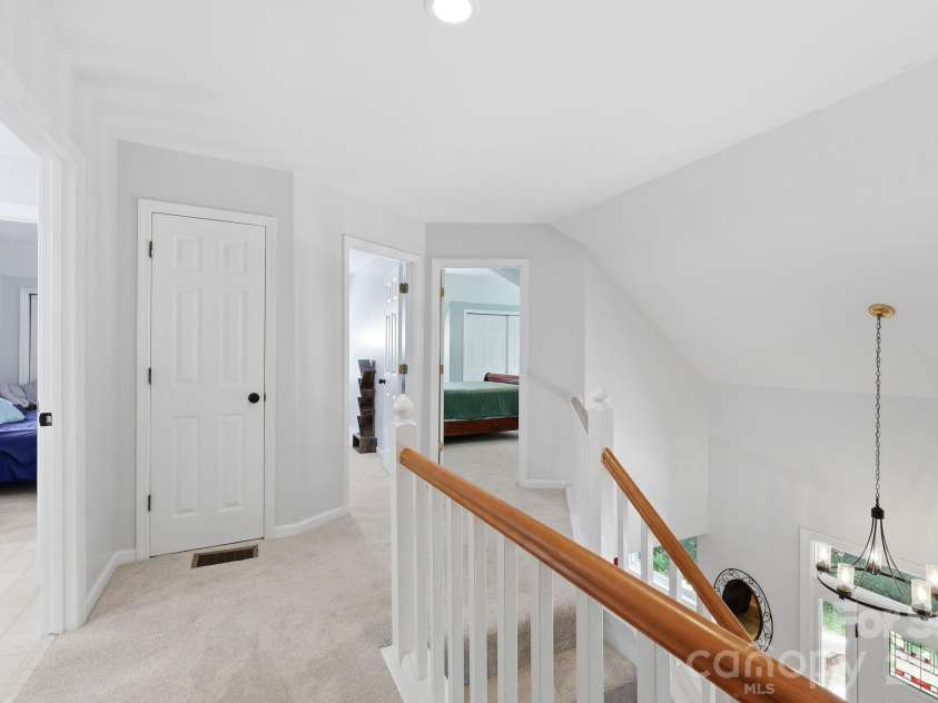 202 Riva Ridge Drive, Fairview, NC 28730.  MLS# CAR4397168, YatesRealty ID 40805. 