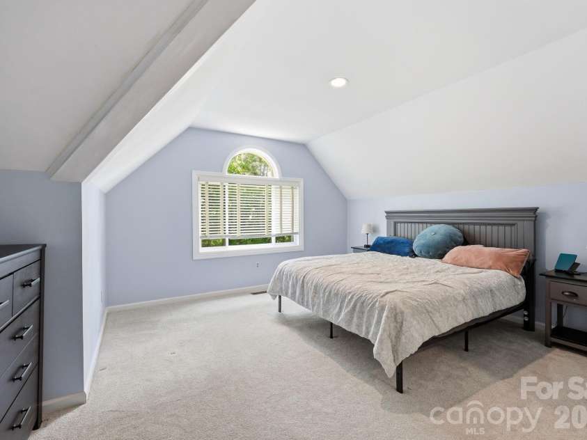 202 Riva Ridge Drive, Fairview, NC 28730.  MLS# CAR4397168, YatesRealty ID 40805. Primary bedroom