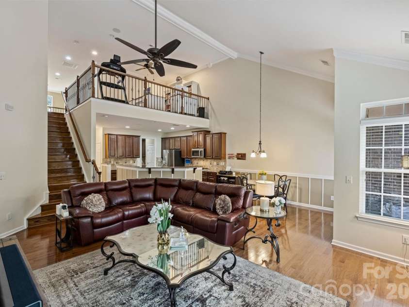 1914 Colony Line Court, Charlotte, NC 28210.  MLS# CAR4408295, YatesRealty ID 40806. 
