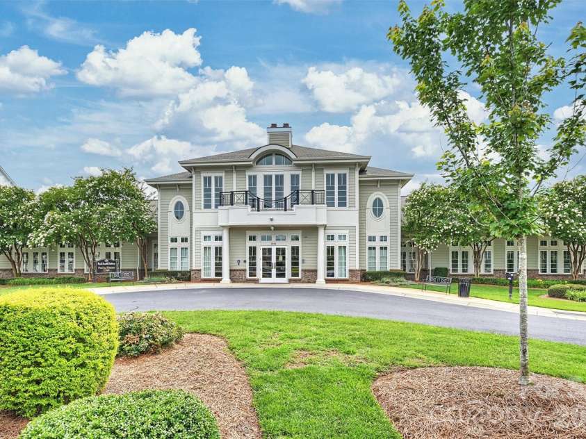 1914 Colony Line Court, Charlotte, NC 28210.  MLS# CAR4408295, YatesRealty ID 40806. 