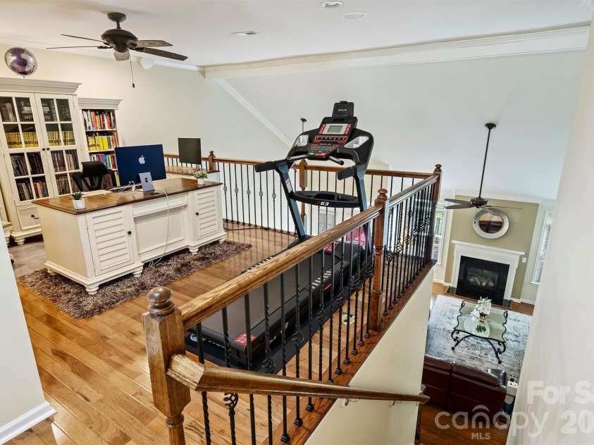1914 Colony Line Court, Charlotte, NC 28210.  MLS# CAR4408295, YatesRealty ID 40806. Loft