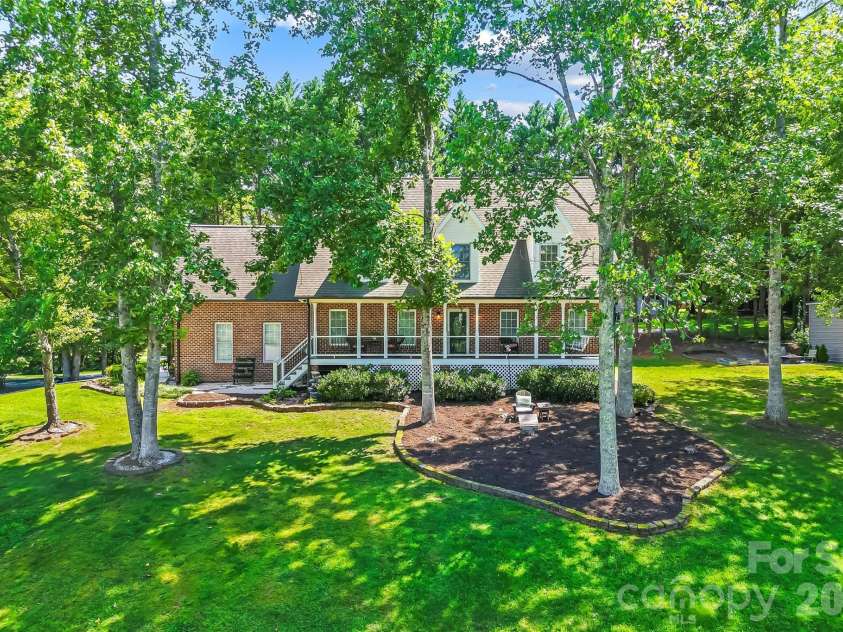 313 Springwood Drive, Valdese, NC 28690.  MLS# CAR4410397, YatesRealty ID 40807. 