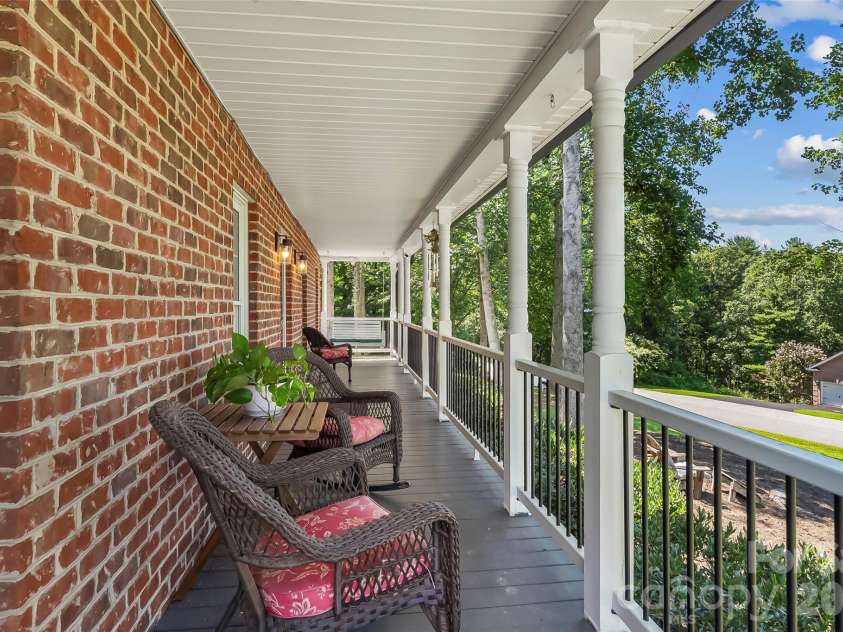 313 Springwood Drive, Valdese, NC 28690.  MLS# CAR4410397, YatesRealty ID 40807. 