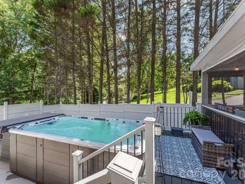 313 Springwood Drive, Valdese, NC 28690.  MLS# CAR4410397, YatesRealty ID 40807. 