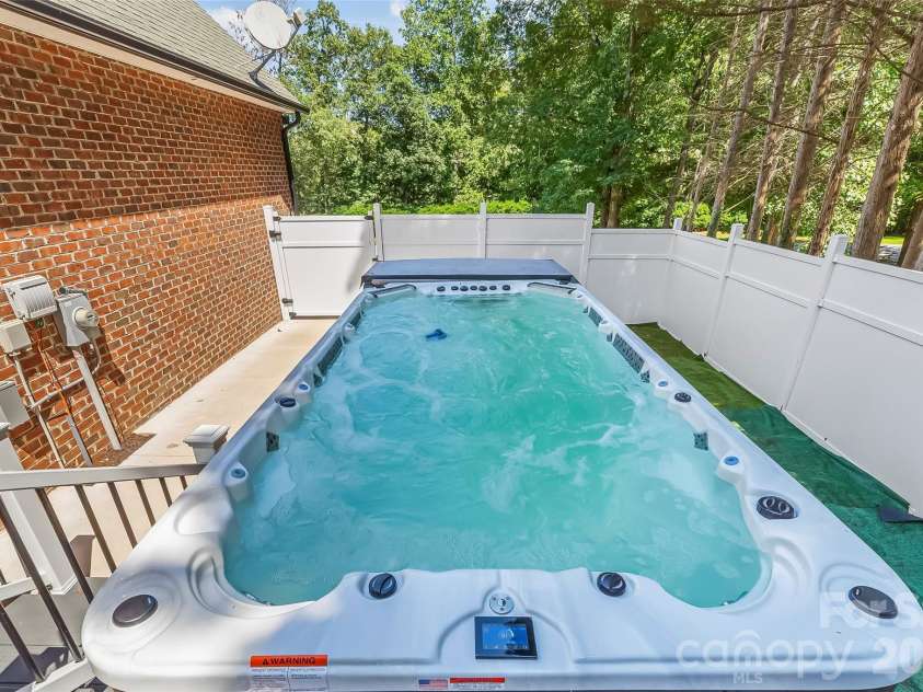 313 Springwood Drive, Valdese, NC 28690.  MLS# CAR4410397, YatesRealty ID 40807. 