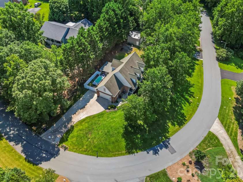313 Springwood Drive, Valdese, NC 28690.  MLS# CAR4410397, YatesRealty ID 40807. 