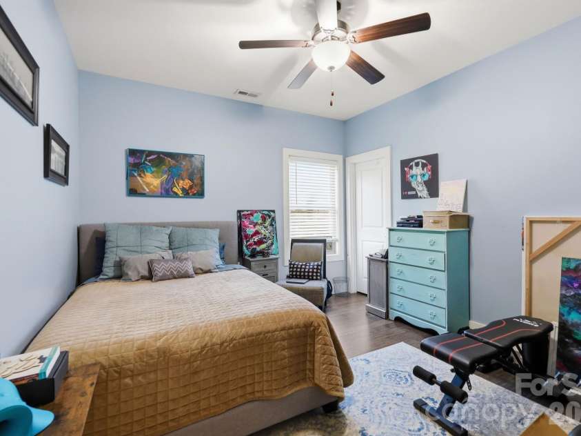 25 Linn Garden Lane, Swannanoa, NC 28778.  MLS# CAR4382392, YatesRealty ID 40809. 