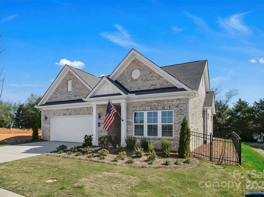 3054 Constitution Lane, Gastonia, NC 28056.  MLS# CAR4240518, YatesRealty ID 4081. 