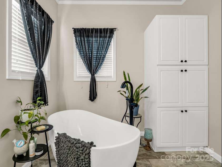 435 Brooks Road Extension, Bostic, NC 28018.  MLS# CAR4313655, YatesRealty ID 4081. 