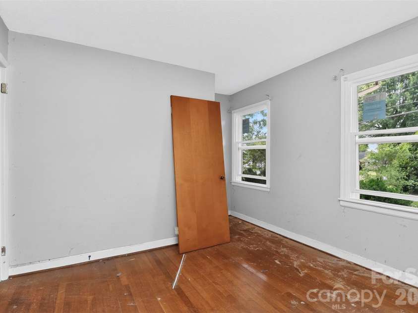 3234 Gardner Park Drive, Gastonia, NC 28054.  MLS# CAR4406902, YatesRealty ID 40811. 