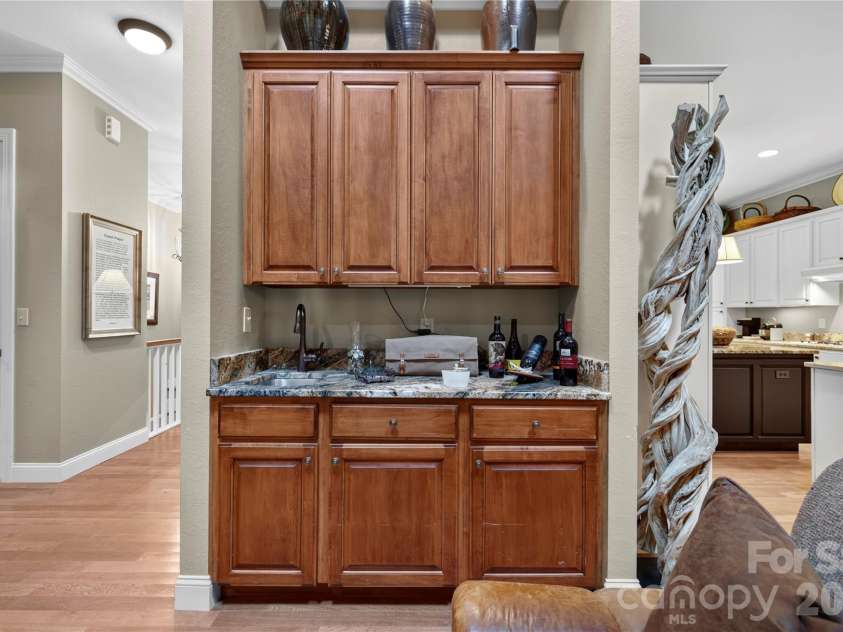911 Buckberry Drive, Sapphire, NC 28774.  MLS# CAR4405145, YatesRealty ID 40813. 