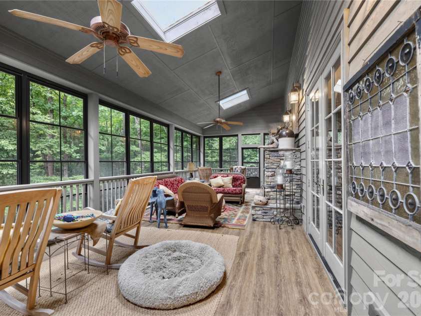 911 Buckberry Drive, Sapphire, NC 28774.  MLS# CAR4405145, YatesRealty ID 40813. 