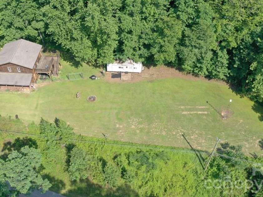 454 Bradley Branch Road, Whittier, NC 28789.  MLS# CAR4404950, YatesRealty ID 40817. 