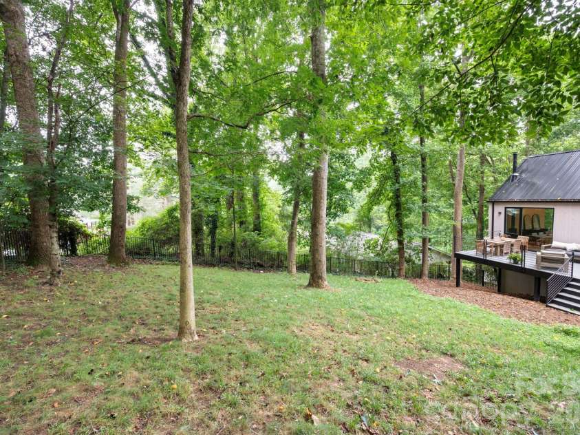 190 Rumbough Place, Asheville, NC 28806.  MLS# CAR4408756, YatesRealty ID 40818. 