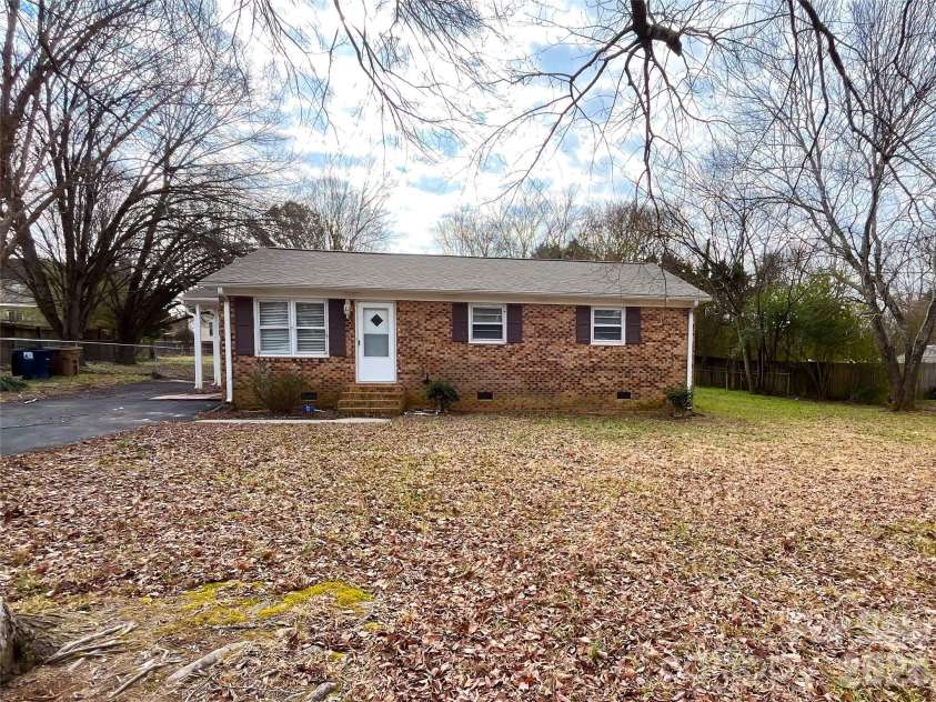 217 Grover Moore Place, Indian Trail, NC 28079.  MLS# CAR4344342, YatesRealty ID 4082. 