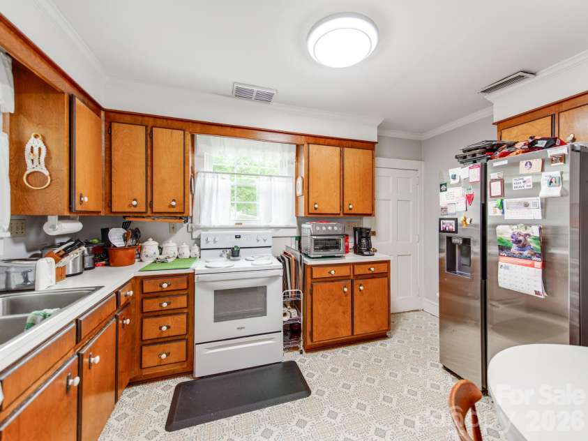 1281 Old Charlotte Road, Concord, NC 28027.  MLS# CAR4409044, YatesRealty ID 40821. 