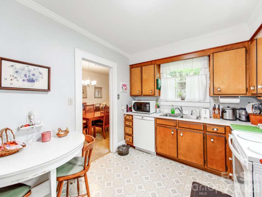 1281 Old Charlotte Road, Concord, NC 28027.  MLS# CAR4409044, YatesRealty ID 40821. 