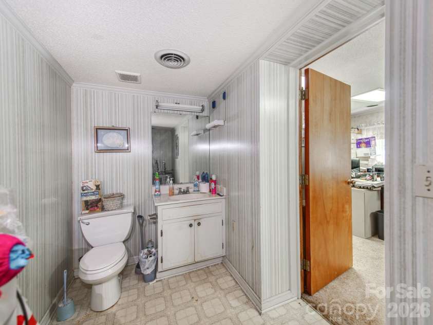 1281 Old Charlotte Road, Concord, NC 28027.  MLS# CAR4409044, YatesRealty ID 40821. 