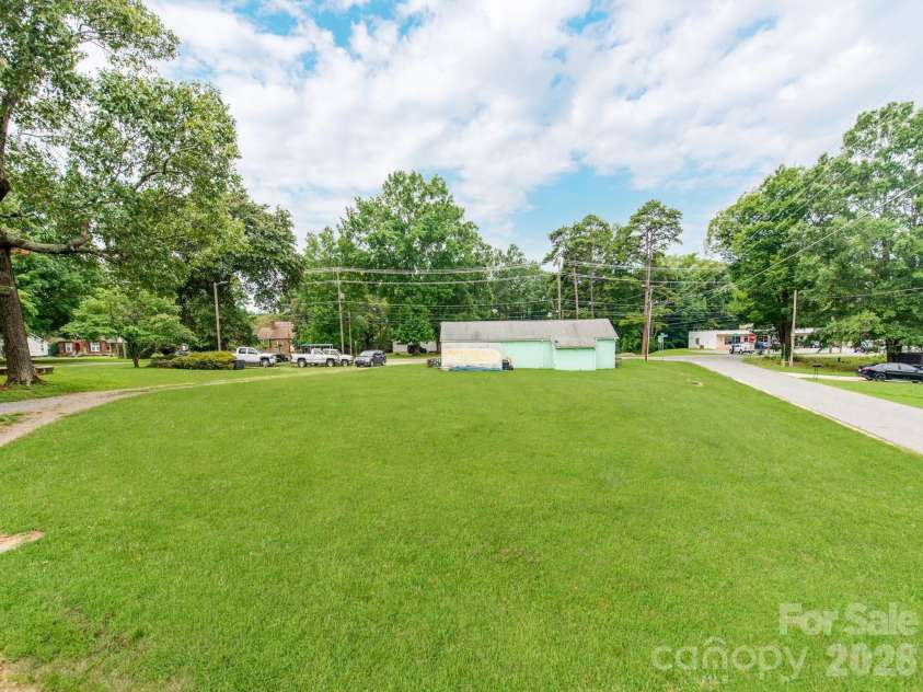 1281 Old Charlotte Road, Concord, NC 28027.  MLS# CAR4409044, YatesRealty ID 40821. 