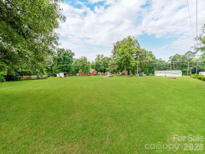 1281 Old Charlotte Road, Concord, NC 28027.  MLS# CAR4409044, YatesRealty ID 40821. 