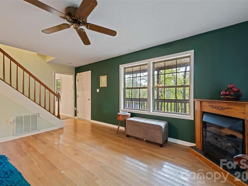 42 Greenview Drive, Maggie Valley, NC 28751.  MLS# CAR4311130, YatesRealty ID 40821. 