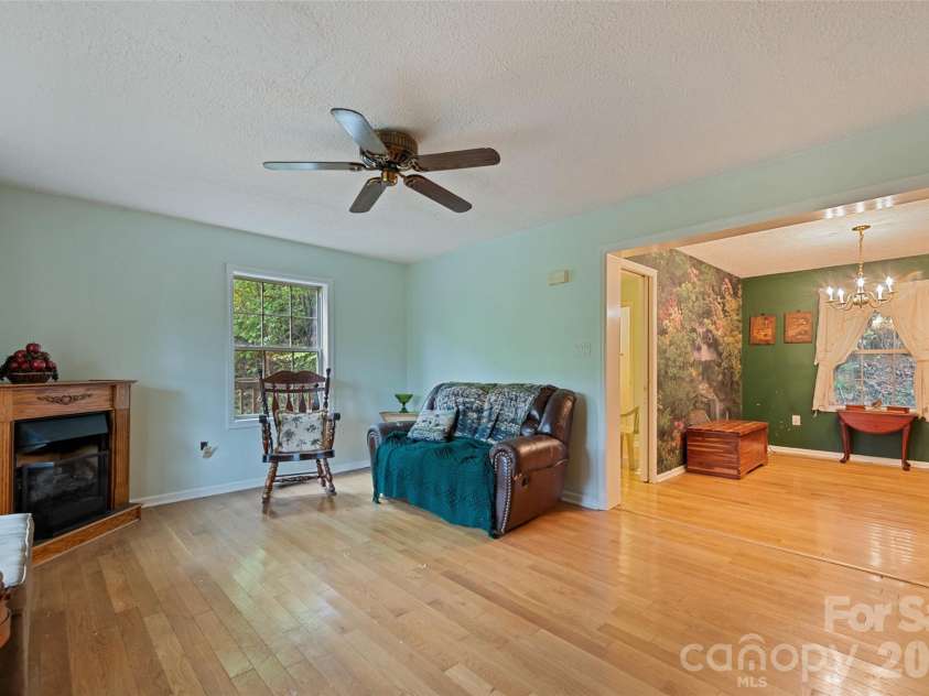 42 Greenview Drive, Maggie Valley, NC 28751.  MLS# CAR4311130, YatesRealty ID 40821. 