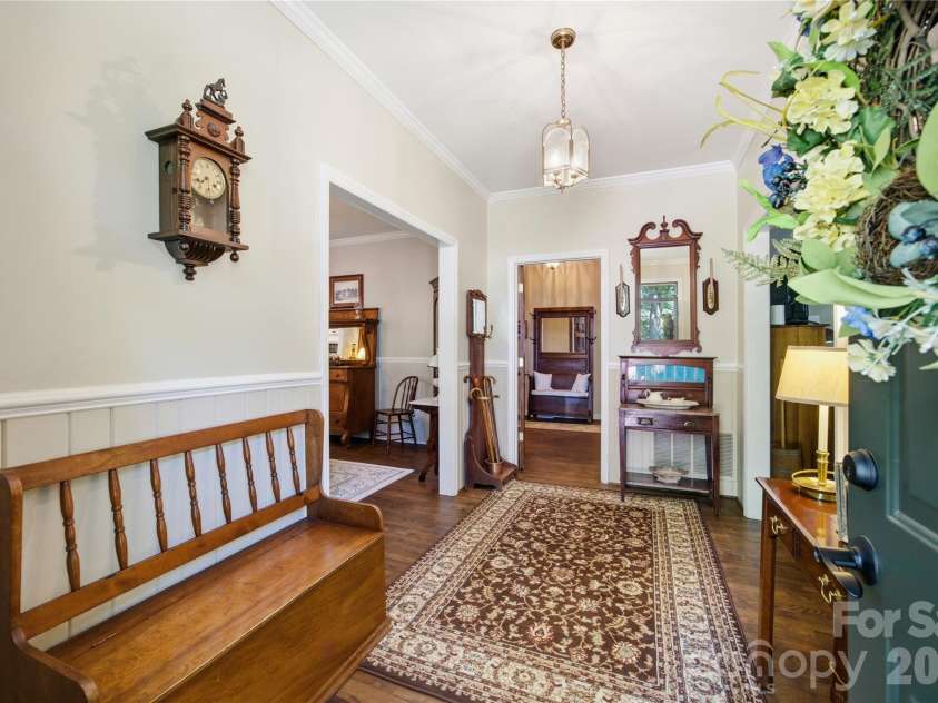 455 Heathcote Drive, Statesville, NC 28677.  MLS# CAR4377462, YatesRealty ID 40823. 