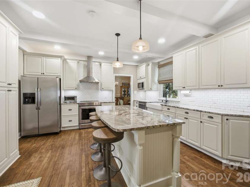 455 Heathcote Drive, Statesville, NC 28677.  MLS# CAR4377462, YatesRealty ID 40823. 