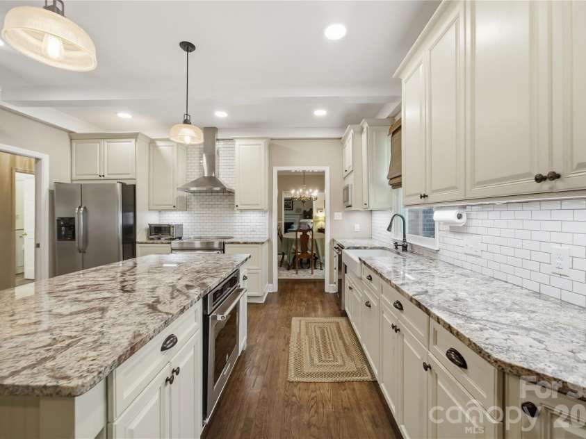455 Heathcote Drive, Statesville, NC 28677.  MLS# CAR4377462, YatesRealty ID 40823. 