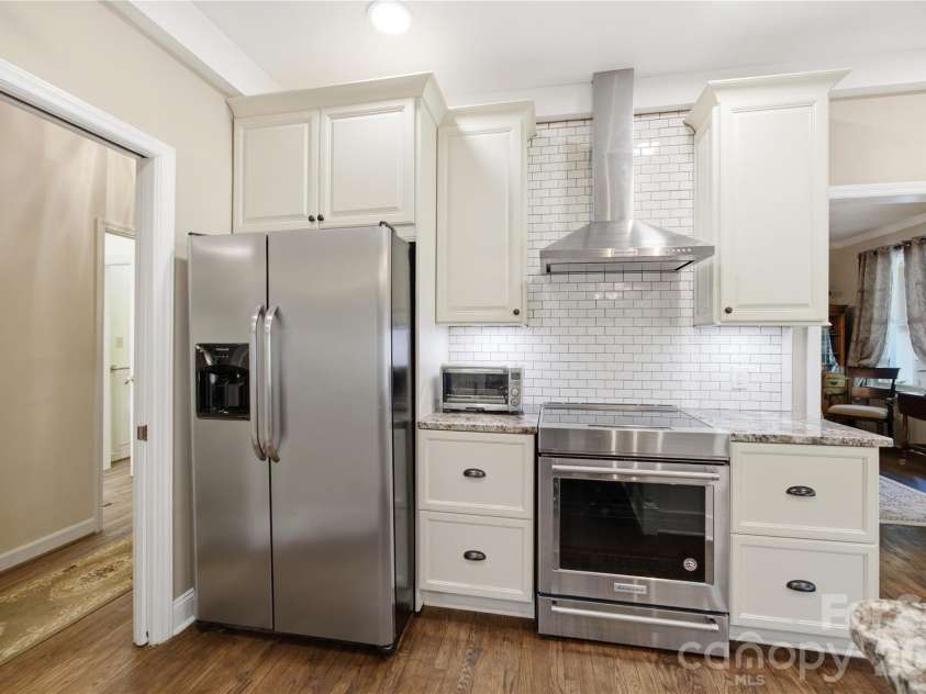 455 Heathcote Drive, Statesville, NC 28677.  MLS# CAR4377462, YatesRealty ID 40823. 