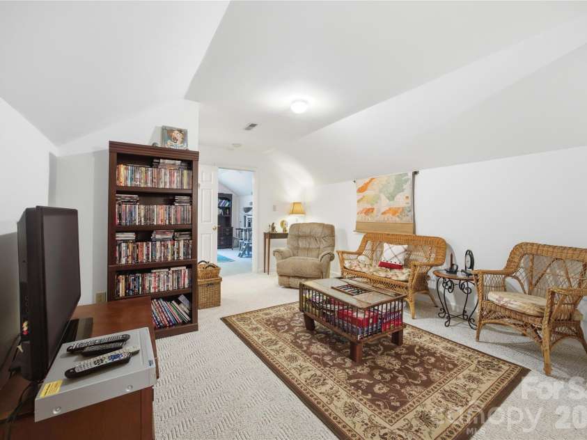 455 Heathcote Drive, Statesville, NC 28677.  MLS# CAR4377462, YatesRealty ID 40823. 