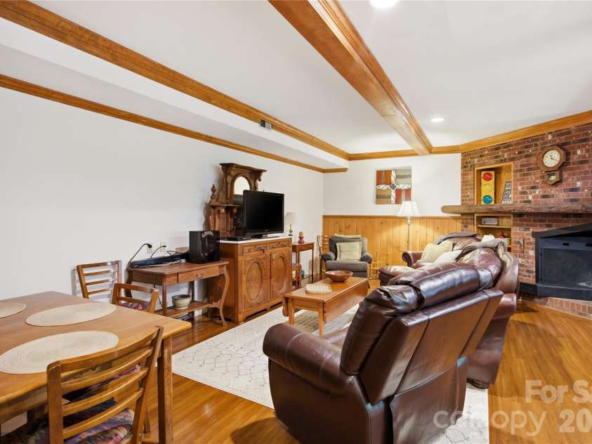 455 Heathcote Drive, Statesville, NC 28677.  MLS# CAR4377462, YatesRealty ID 40823. 