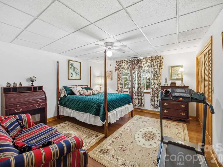 455 Heathcote Drive, Statesville, NC 28677.  MLS# CAR4377462, YatesRealty ID 40823. 