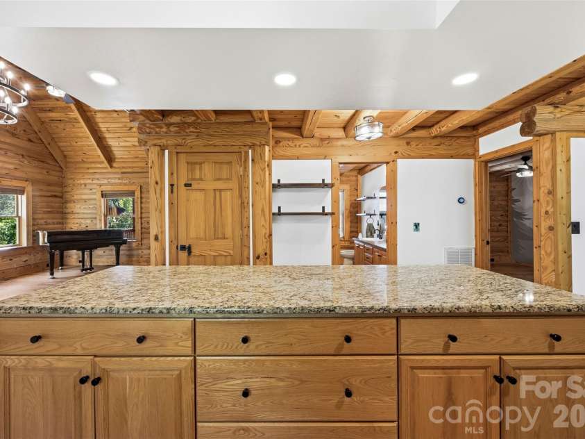 133 Folkstone Road, Mooresville, NC 28117.  MLS# CAR4397387, YatesRealty ID 40824. 