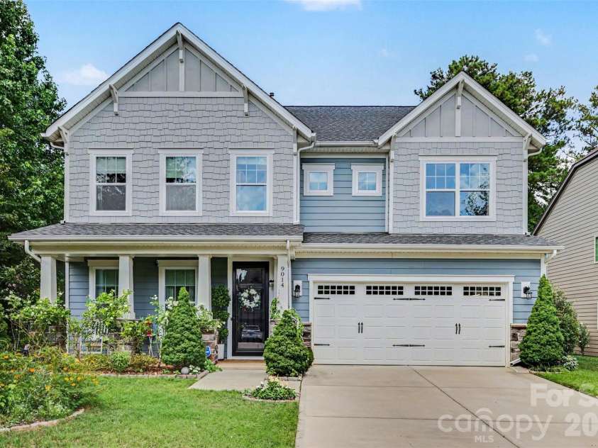 9014 Manor Oak Court, Charlotte, NC 28277.  MLS# CAR4404842, YatesRealty ID 40825. 