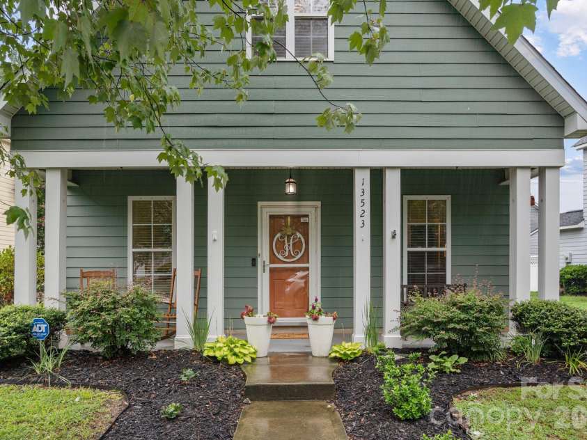 13523 Carleen Way Drive, Charlotte, NC 28213.  MLS# CAR4406221, YatesRealty ID 40827. 