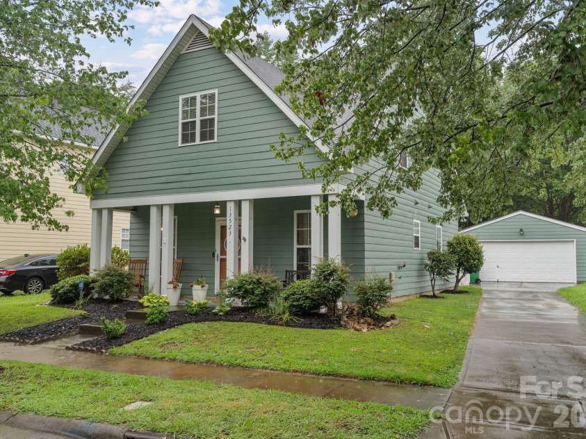 13523 Carleen Way Drive, Charlotte, NC 28213.  MLS# CAR4406221, YatesRealty ID 40827. 