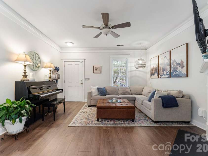 13523 Carleen Way Drive, Charlotte, NC 28213.  MLS# CAR4406221, YatesRealty ID 40827. 