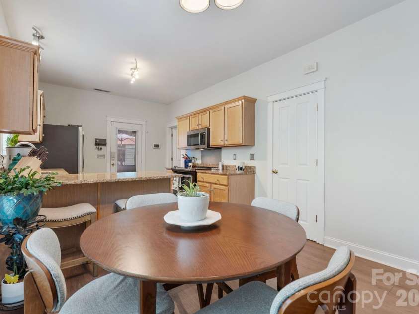 13523 Carleen Way Drive, Charlotte, NC 28213.  MLS# CAR4406221, YatesRealty ID 40827. 