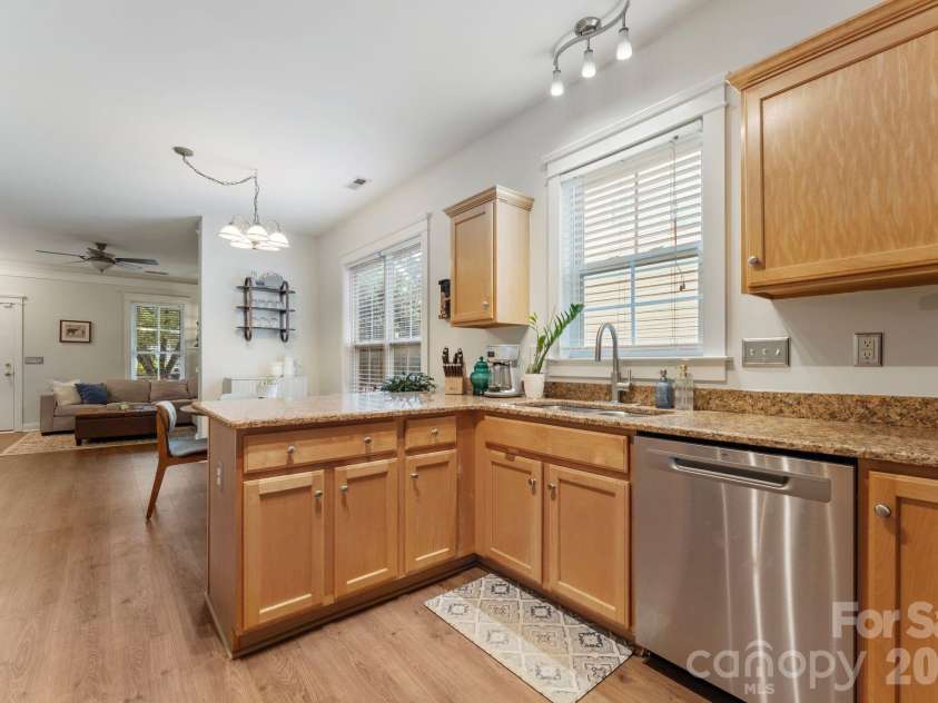 13523 Carleen Way Drive, Charlotte, NC 28213.  MLS# CAR4406221, YatesRealty ID 40827. 