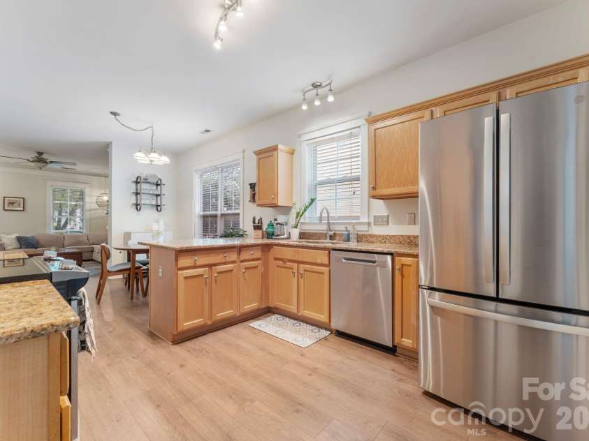 13523 Carleen Way Drive, Charlotte, NC 28213.  MLS# CAR4406221, YatesRealty ID 40827. 