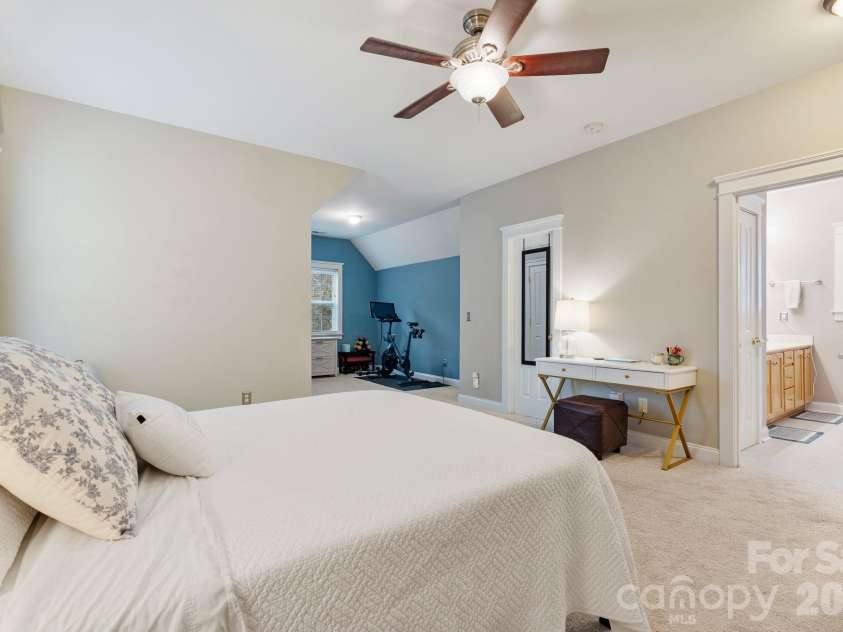 13523 Carleen Way Drive, Charlotte, NC 28213.  MLS# CAR4406221, YatesRealty ID 40827. 