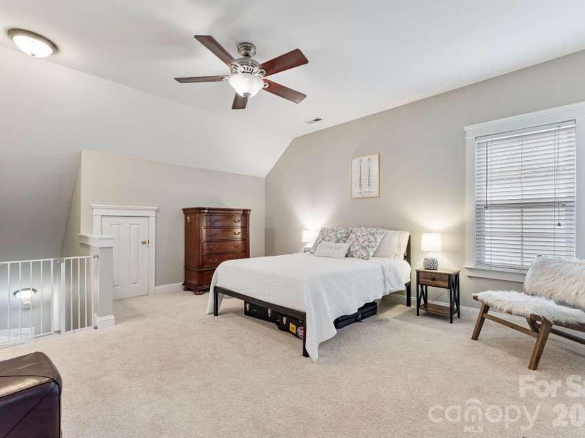 13523 Carleen Way Drive, Charlotte, NC 28213.  MLS# CAR4406221, YatesRealty ID 40827. 