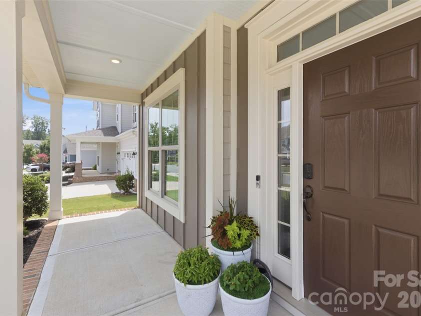 1004 Hallmark Way, Waxhaw, NC 28173.  MLS# CAR4407833, YatesRealty ID 40829. 