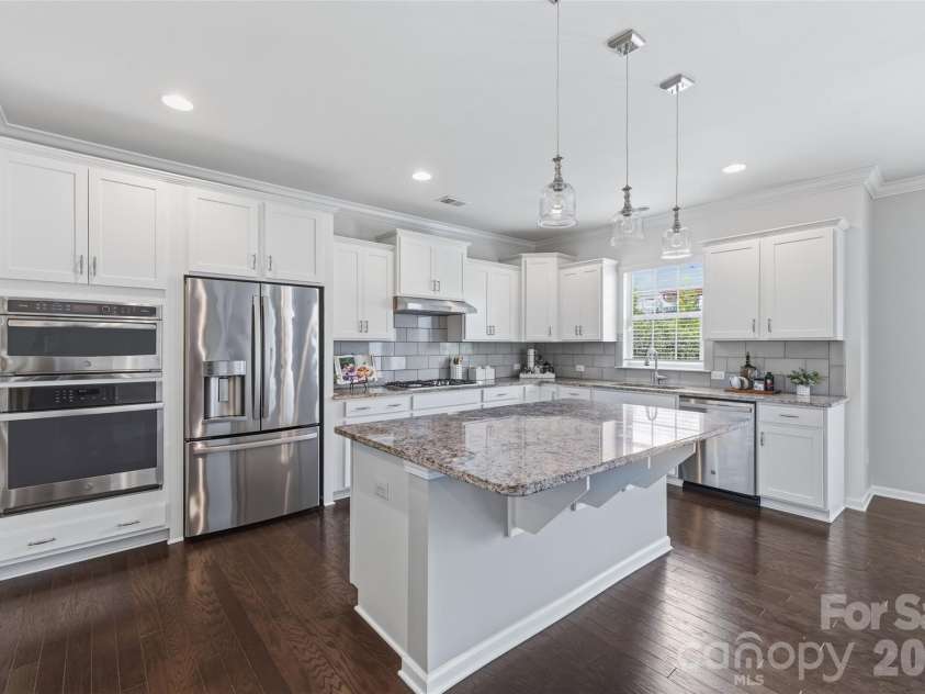 1004 Hallmark Way, Waxhaw, NC 28173.  MLS# CAR4407833, YatesRealty ID 40829. 