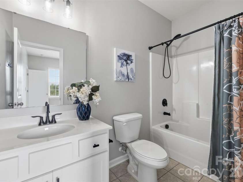 1004 Hallmark Way, Waxhaw, NC 28173.  MLS# CAR4407833, YatesRealty ID 40829. 