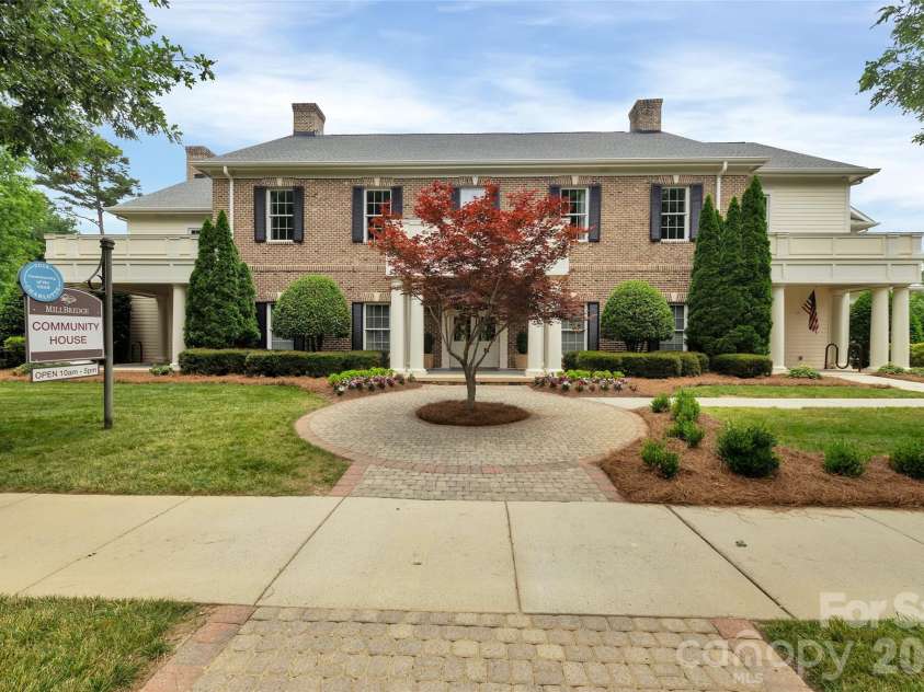 1004 Hallmark Way, Waxhaw, NC 28173.  MLS# CAR4407833, YatesRealty ID 40829. 